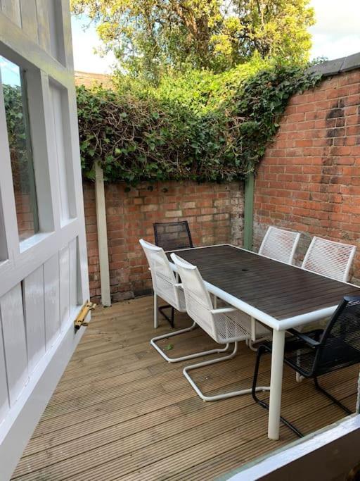 Stoop Cottage - In The Heart Of Quorn Quorndon Exterior foto